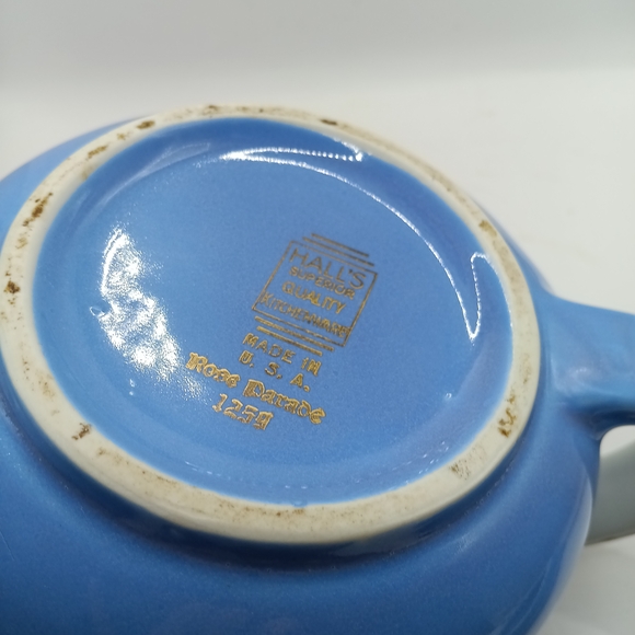 Hall Blue Ceramic Teapot with Floral Lid - Picture 7 of 7